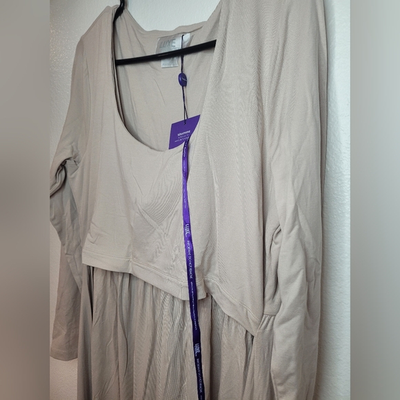 LUXE BY SERAPHINE Long Sleeve Maternity to Nursing Maxi Dress NWT - Picture 6 of 8
